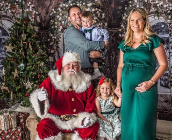 Tory Dunnan with her husband and children.